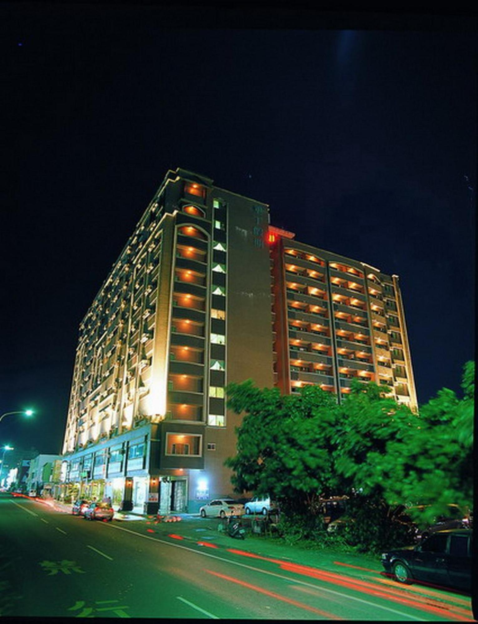 Kenting Holiday Hotel Heng-ch'un Extérieur photo